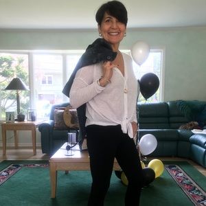 Meet your Posher, Laura